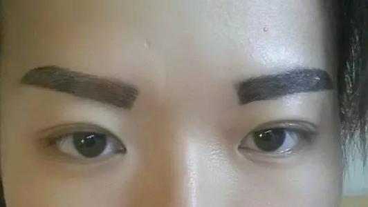 倒八字眉是什么意思 性格强势有志气