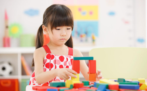 女孩缺水取名最好的字，五行缺水女孩取名字哪些字好